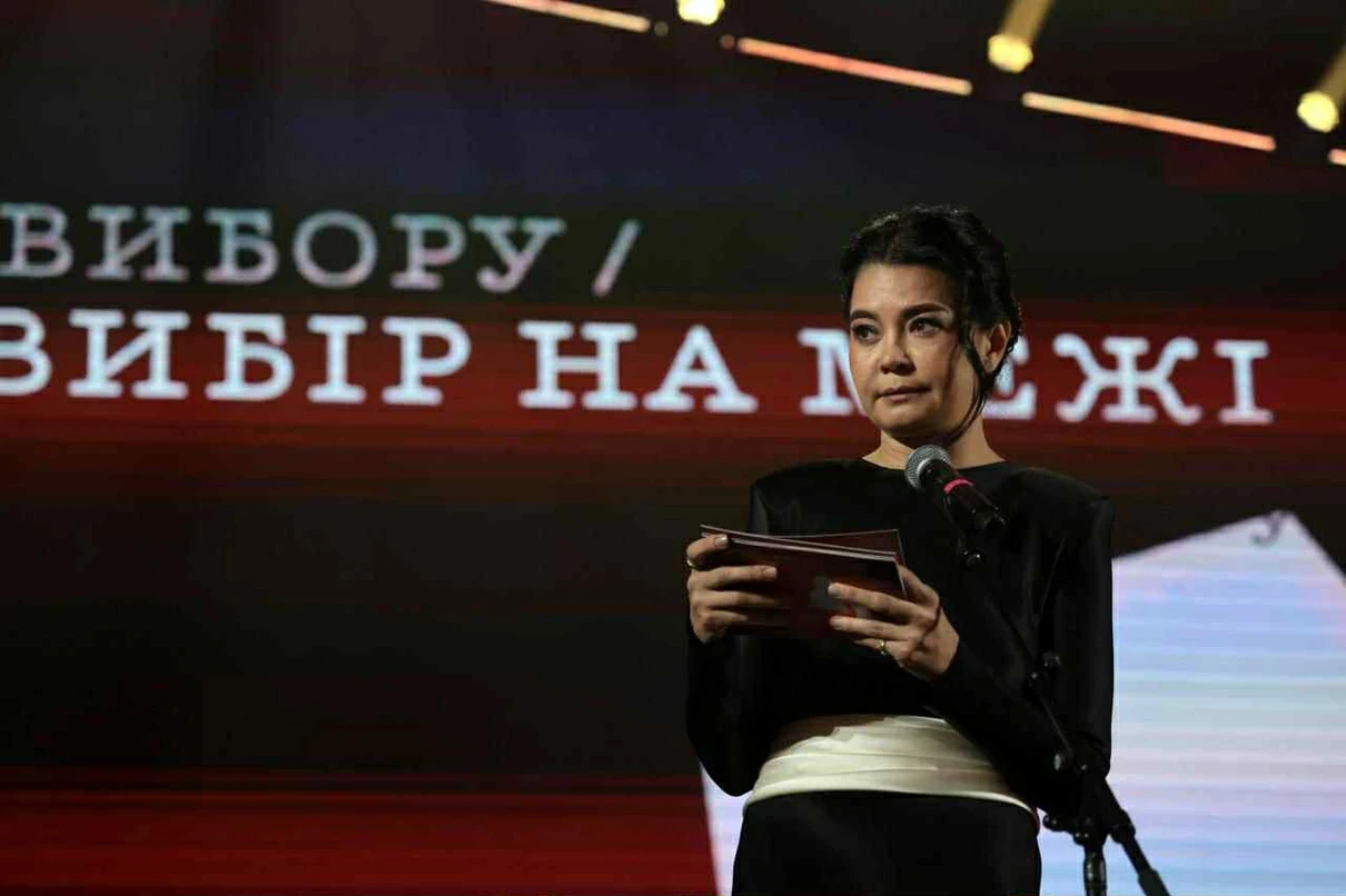 Sevğil's speech reflected on the fact that Ukrainians live on the edge and every day make the difficult choice not to give up.
