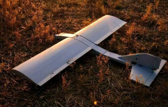 Darts kamikaze drones featuring automatic targeting.