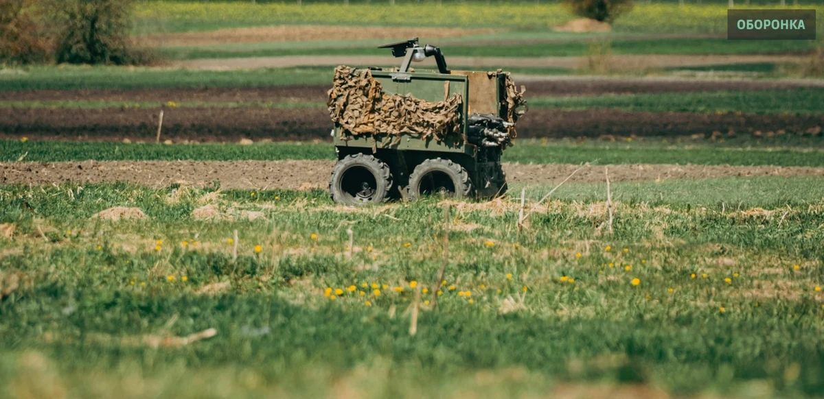 The Zmii Mini ground drone being tested on dirt tracks with a 500 kg load