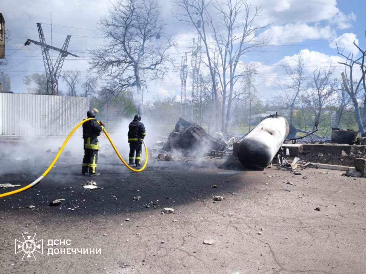 Пожежа на АЗС у Краматорську після атаки дроном