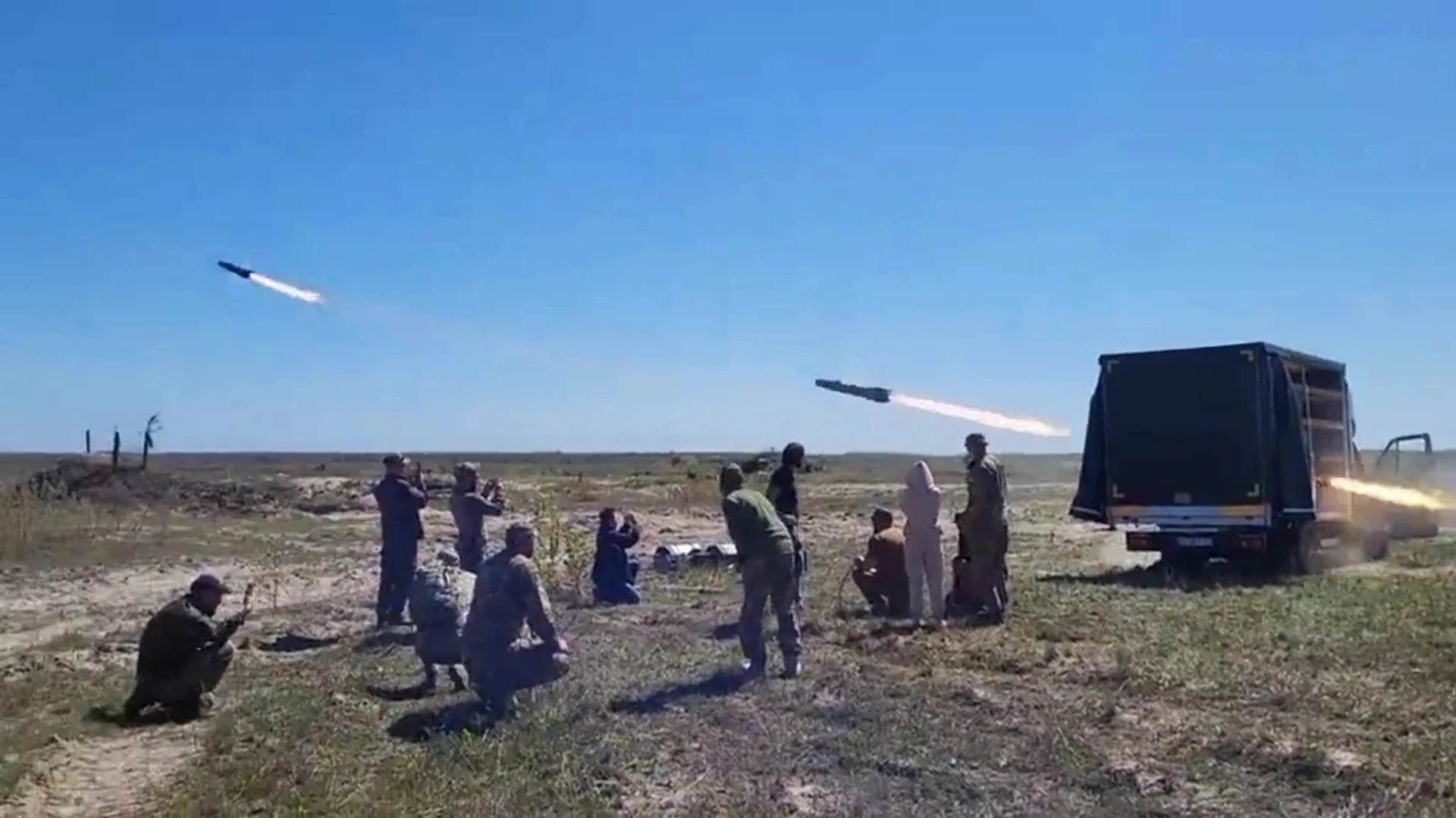 Launch of several Brimstone missiles simultaneously from a camouflaged lorry at a Ukrainian training ground.