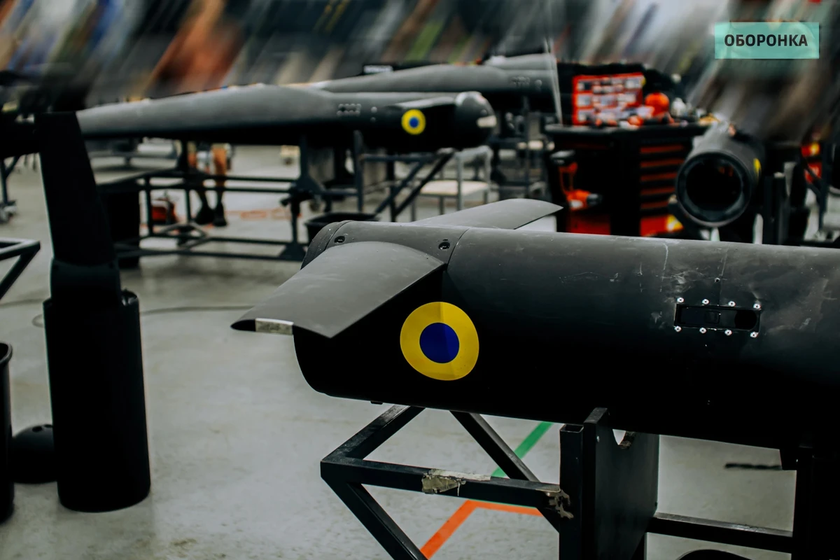 MICH 2000 front canards