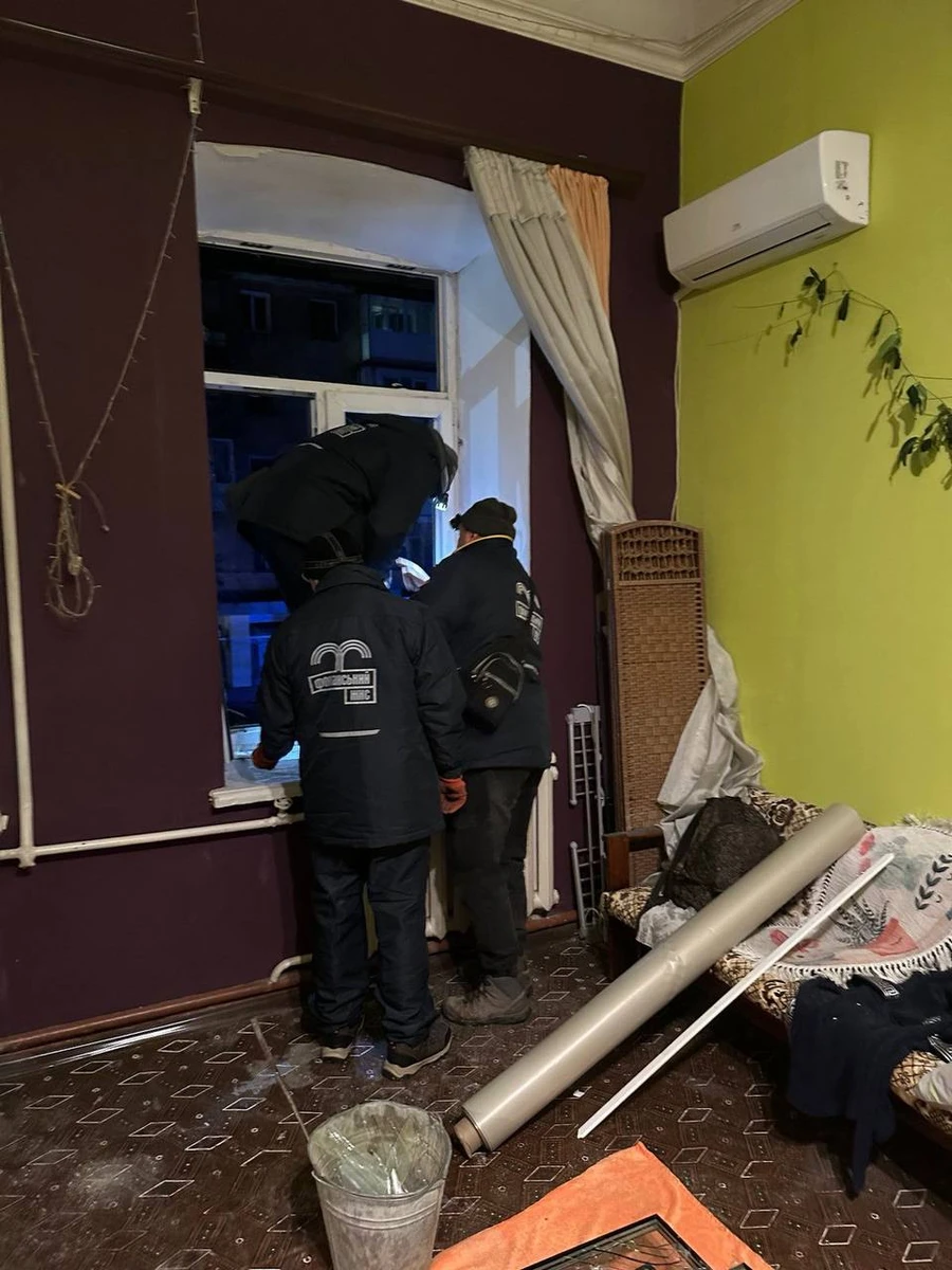 Наслідки російського удару безпілотниками по Одесі вночі 27 счня. Фото з Telegram Сергія Лисака