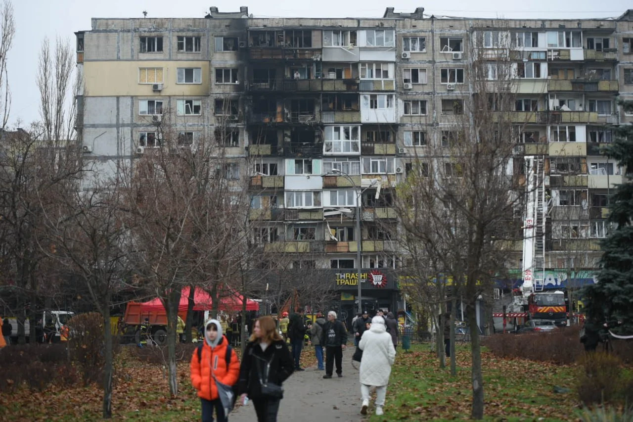 a damaged house on the Kharkiv highway, photo by KMVA