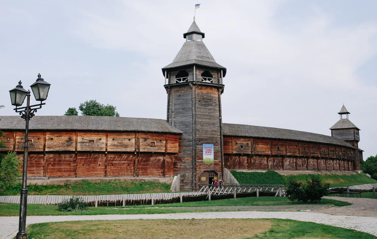 Мемориал Цитадель Батуринской крепости сегодня
