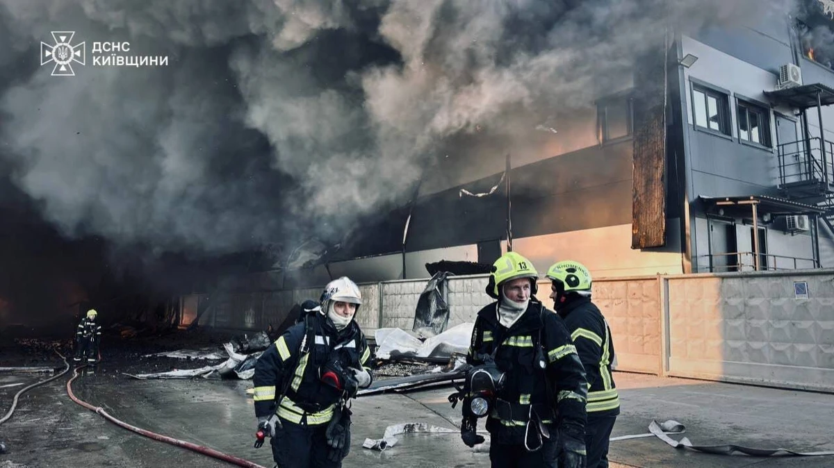 пожежа в Погребах, фото ДСНС Київщини