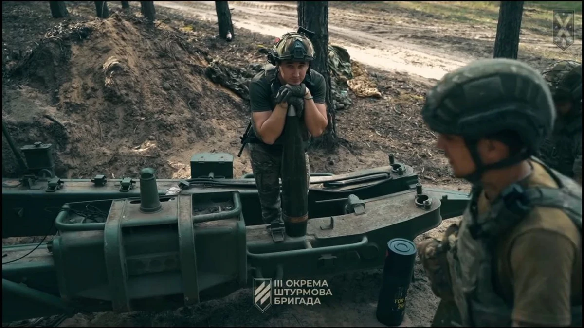 Long-range 155mm L15A1/HE-ER-FB shells