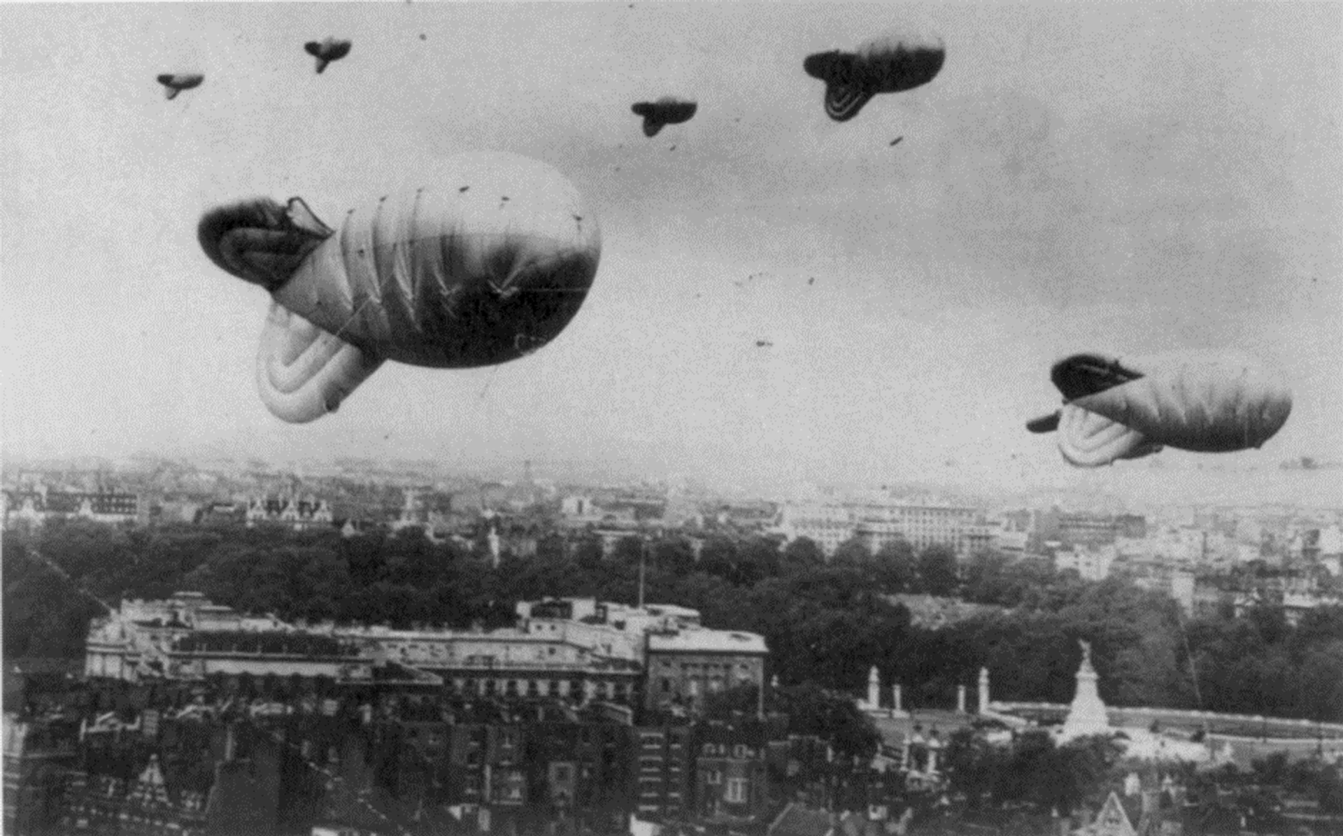 Aerostats in World War II