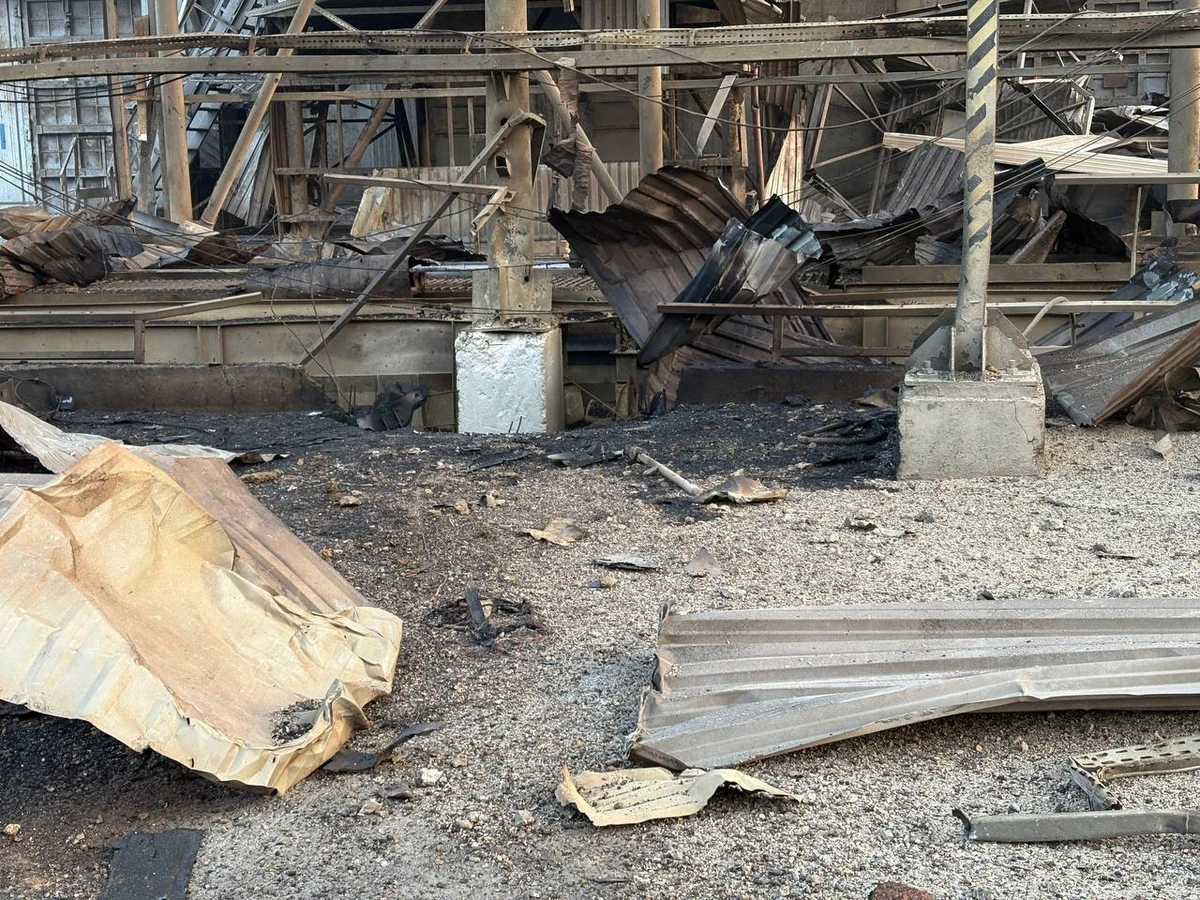 Damage recorded at the scene