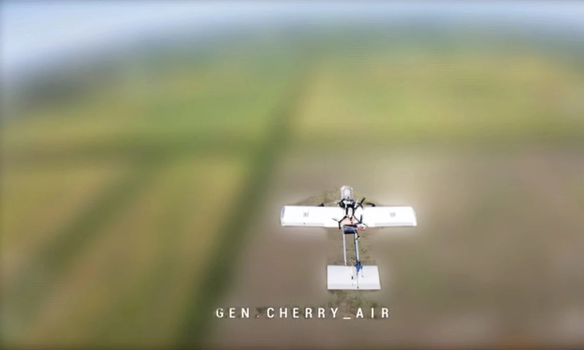 A still from a General Chereshnia AIR interceptor before shooting down a mother drone based on a Molniya drone