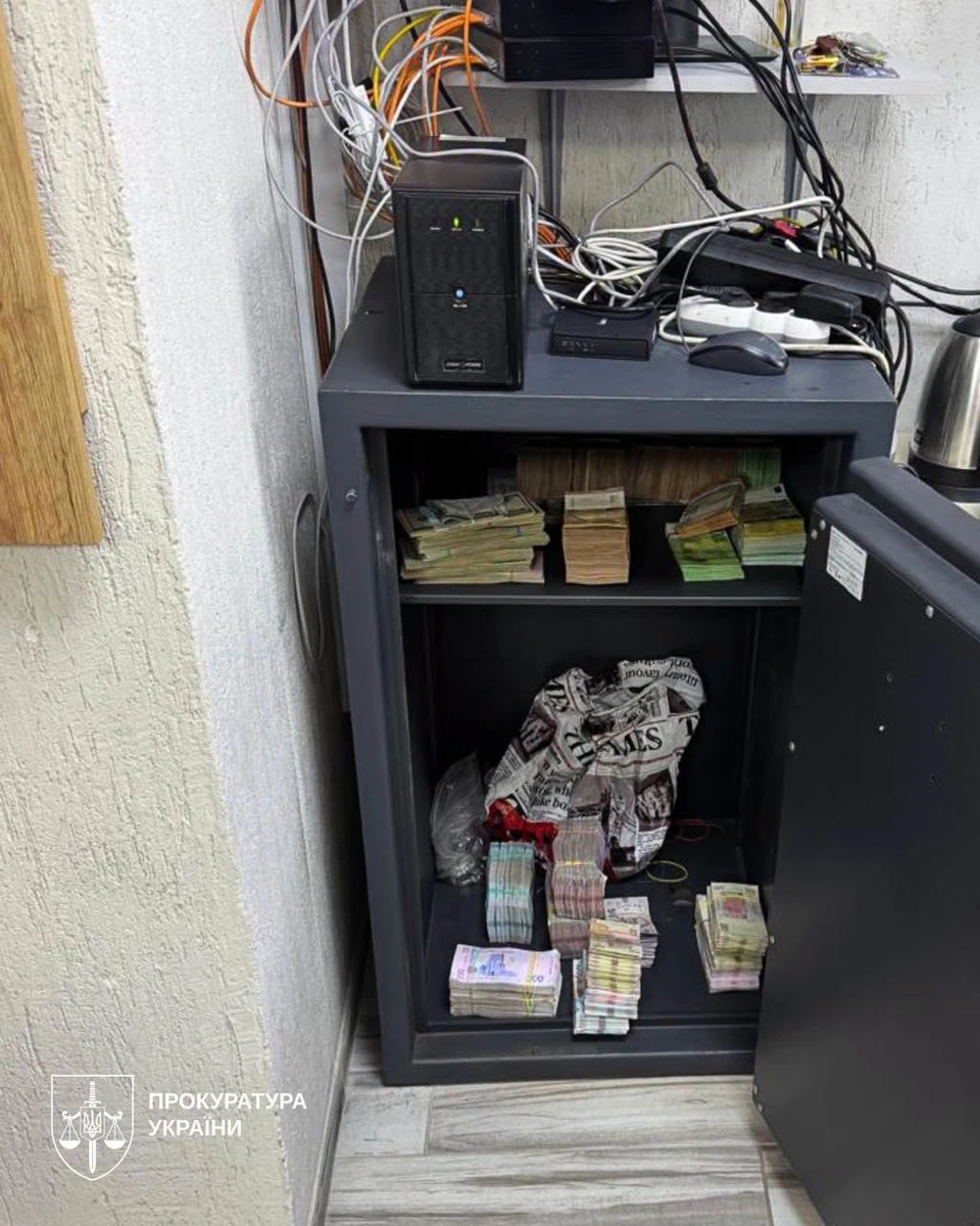https://uimg.pravda.com.ua/buckets/upstatic/system/MediaPhoto/photo/f/1/918317/f19eb5aa8454e4c0b895107584196f6c1789913869.jpg?w=1200&q=90&f=webp
