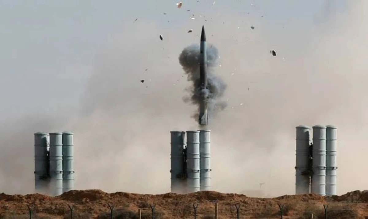 A 48N6DM anti-aircraft missile being launched from an S-400 system