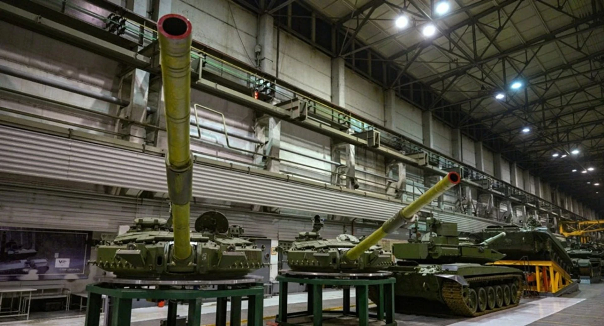 Tank production at Uralvagonzavod.