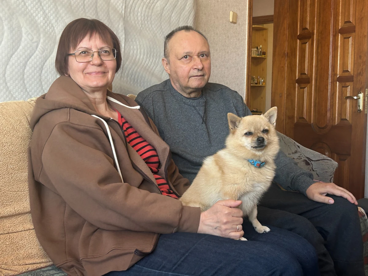 Валентина и Алексей Ананенко и собака Милка