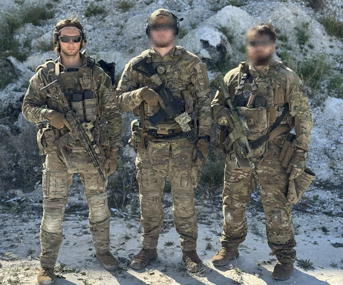 Азовець із позивним Саян: Я не зустрічав 18-річних хлопців, які міркують так по-дорослому, так серйозно ставляться до своїх обов'язків і настільки відповідальні за свої дії