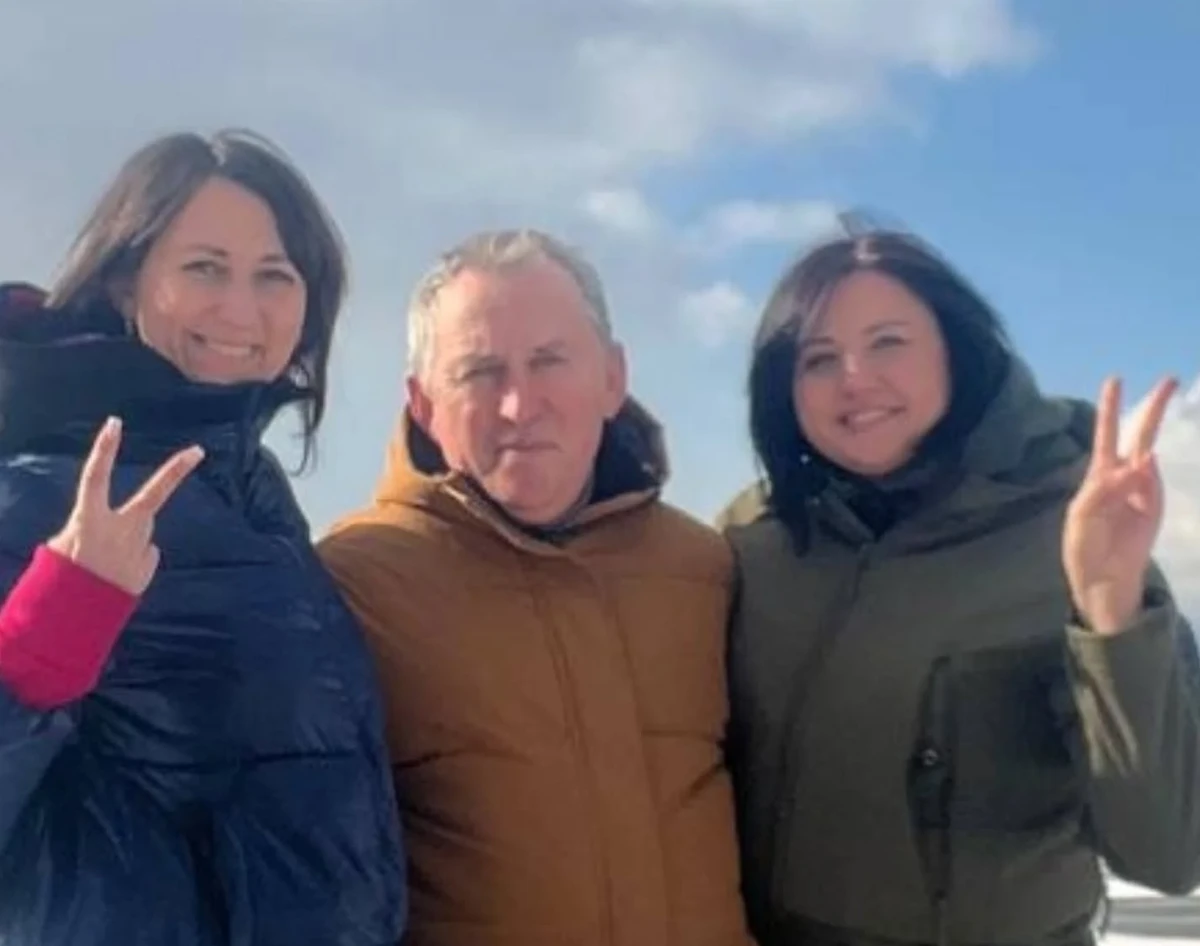 На фото: Юлия Кореневская – директор ООО Спецхимресурс, Алексей Бескупский – экс-директор ООО Технорешения, Ирина Безуглова – бухгалтер ООО Технорешения, ООО Спецхимресурс