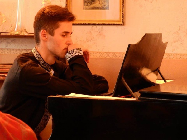 “Performance at Kotsubinsky’s” art project by Mykhailo Kotsiubynsky Museum in Chernihiv