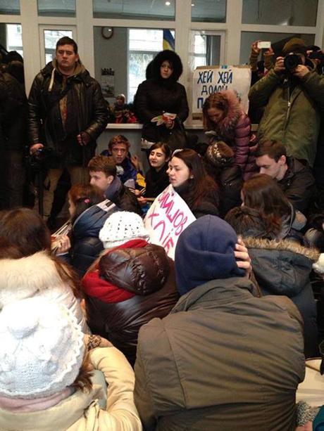 Фото сообщества в Facebook КМА страйкує Фото сообщества в Facebook КМА страйкує