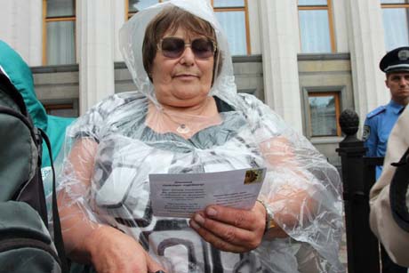 Виборцям вручили нагадування, що їх депутатів треба контролювати