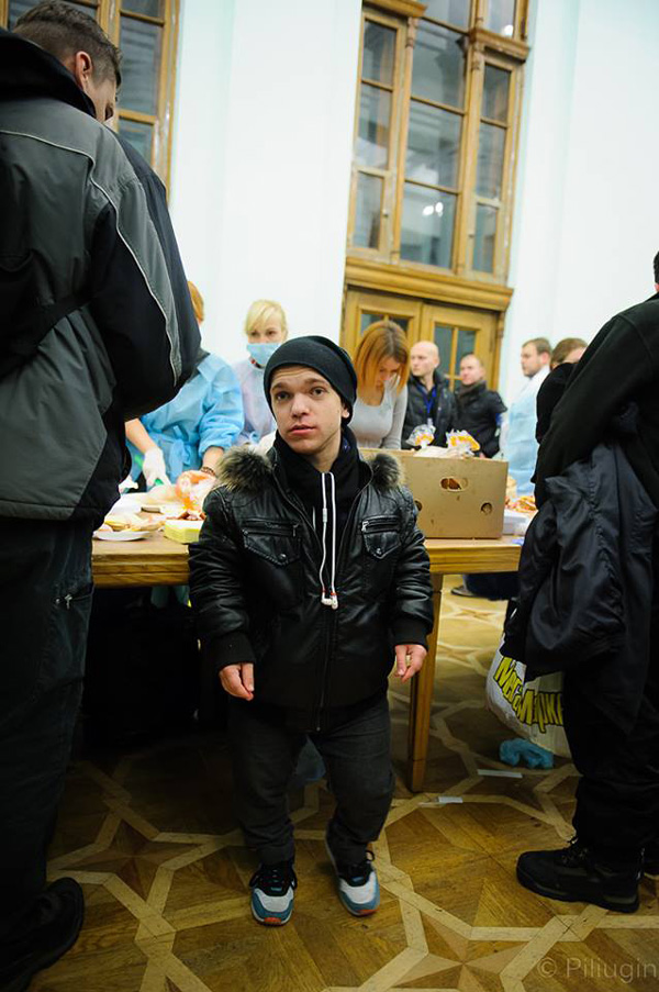 Валентин Jackson,корінний киянин,нікого не боїться бо його кожен беркутівець знає. Валентин Jackson,корінний киянин,нікого не боїться бо його кожен беркутівець знає.