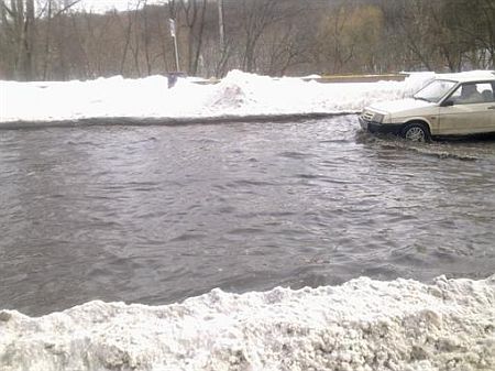 Первые подтопления в Киеве. Фото Владимир Моисеенко Первые подтопления в Киеве. Фото Владимир Моисеенко