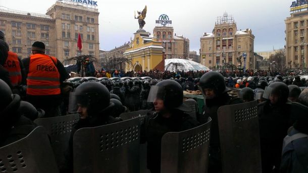 Майдан уранці 11 грудня