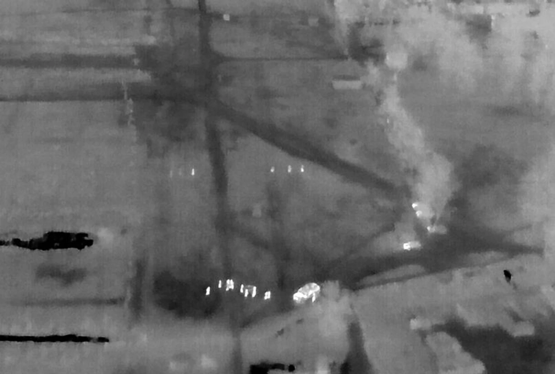 Testing of thermal ponchos from different manufacturers with a Mavic 3T drone in the white-hot thermal mode from an altitude of 250 metres. Two STG ponchos are on the far left.