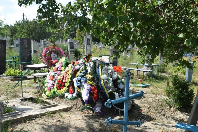 Могила Надії Морозової