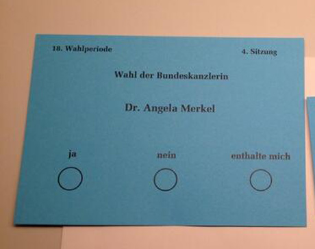 Фото: @JuliaBartzMdB