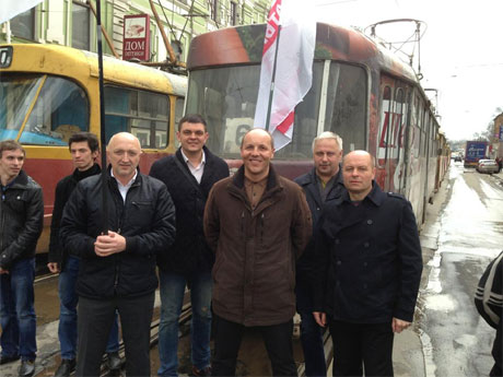 Парубій блокує трамваї Кернеса Парубій блокує трамваї Кернеса