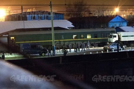 Greenpeace настаивает на освобождении 28 своих активистов Greenpeace настаивает на освобождении 28 своих активистов