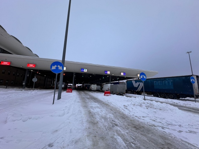 В пункте пропуска