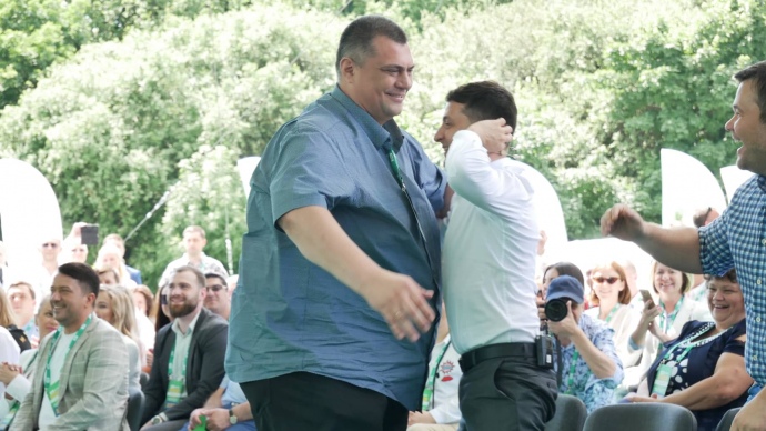 Юрий Корявченков на съезде 