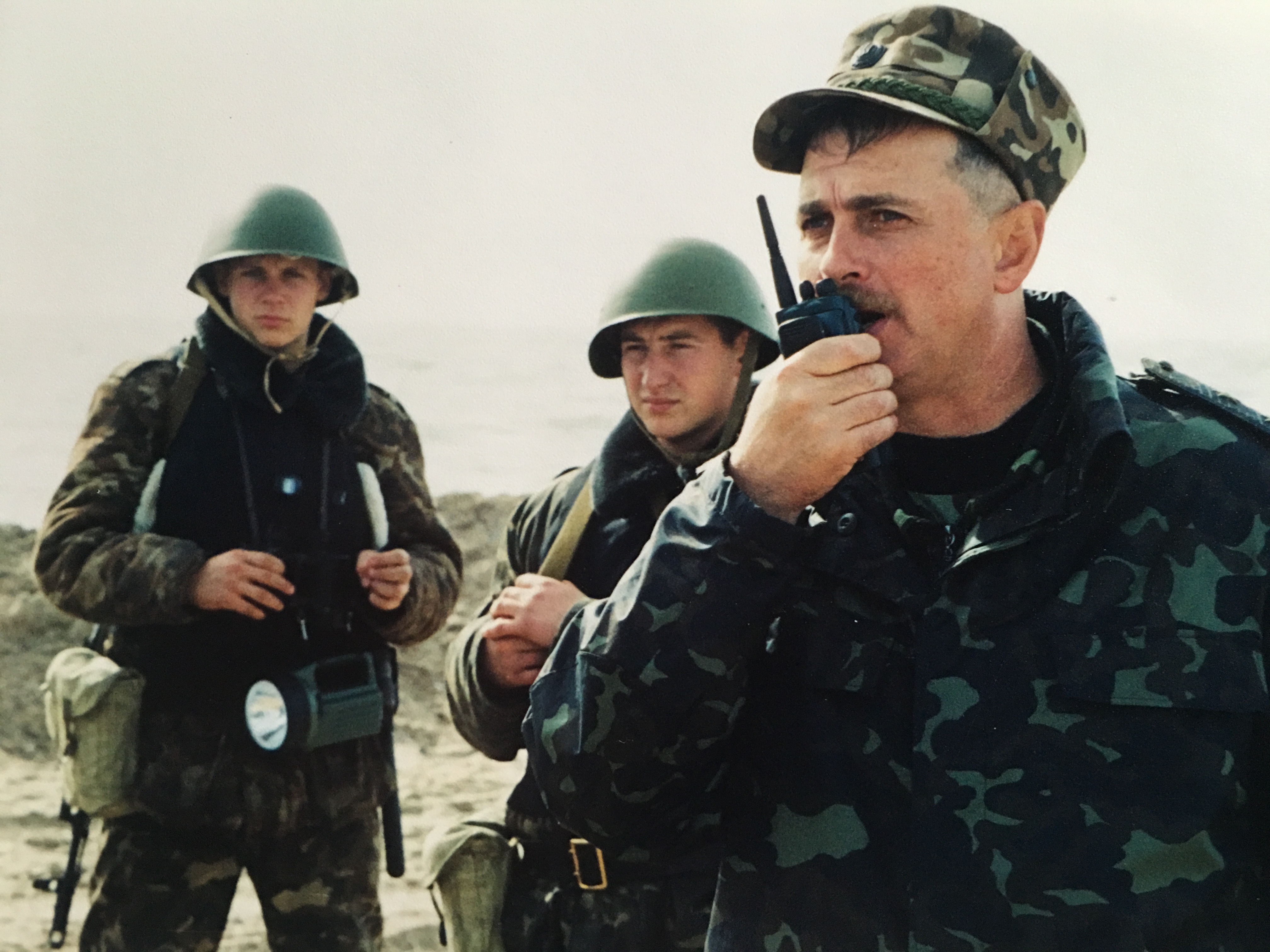 Михайло Коваль: Ті молоді солдати, які були зі мною на Тузлі, тепер вже дорослі дядьки. Одного з них під Бахмутом цього року зустрів