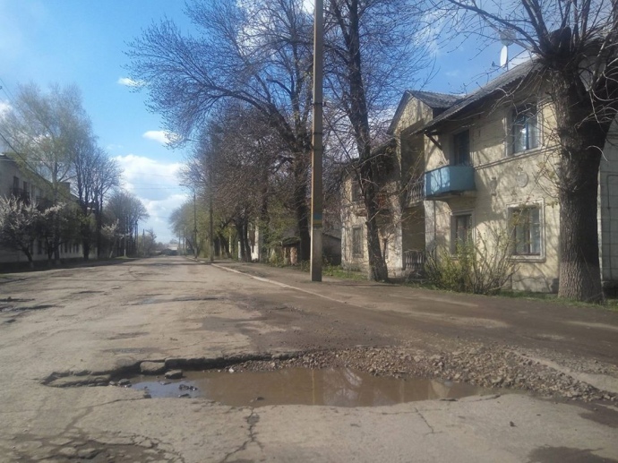 Через відсутність бюджету в місті ніяк не можуть відремонтувати дороги