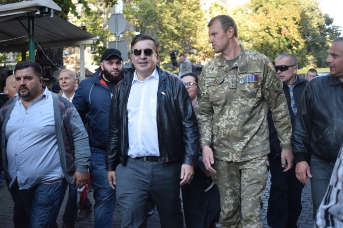 Ігор Мазур праворуч від Саакашвілі