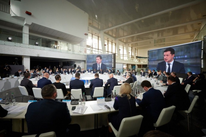 Зеленський на засіданні Конгресу місцевих та регіональних влад в Одесі