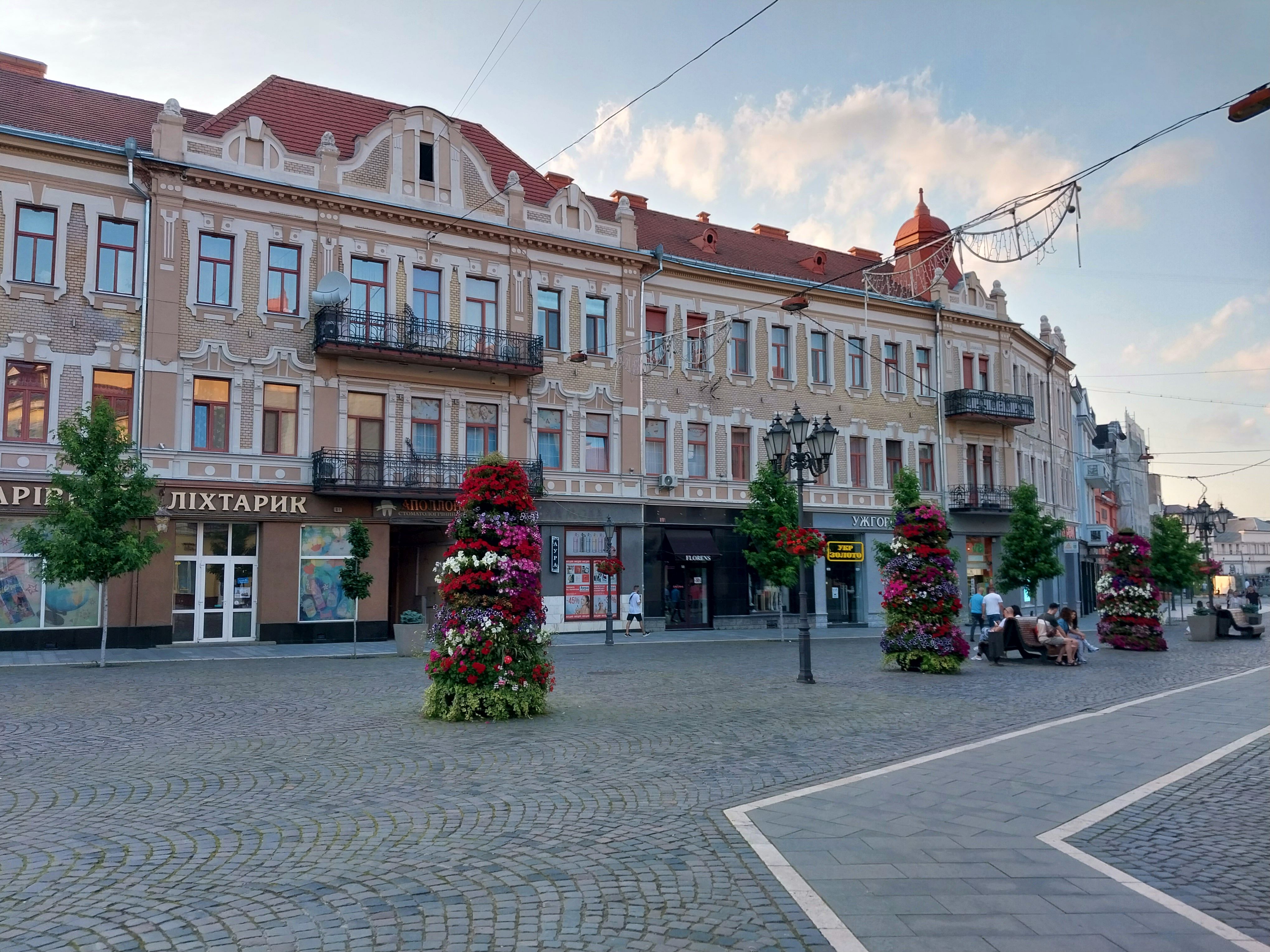 Реконструйована частина від площі Шандора Петефі до пішохідного мосту