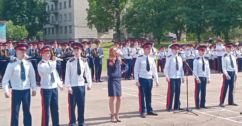 Anzhelika Bova (centre), Deputy Director for Education at the Cadet Corps