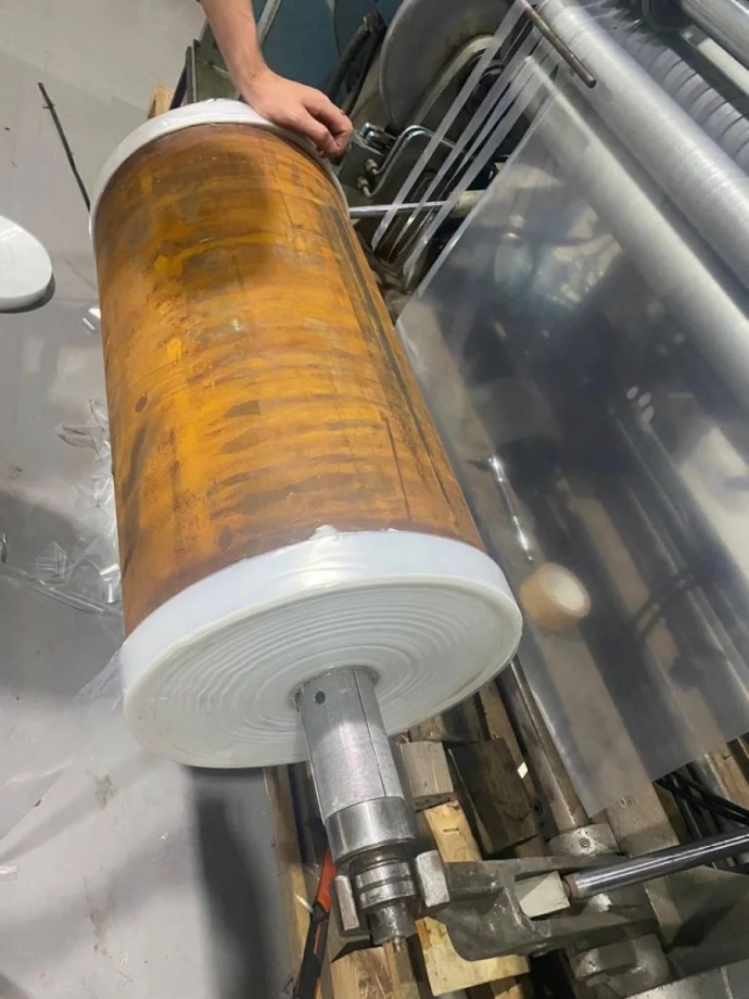 Первый удар по Крымскому мосту в октябре 2022 года удалось нанести благодаря взрывчатке в рулонах