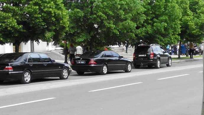 Кортеж кого-то из высокопоставленных сепаратистов