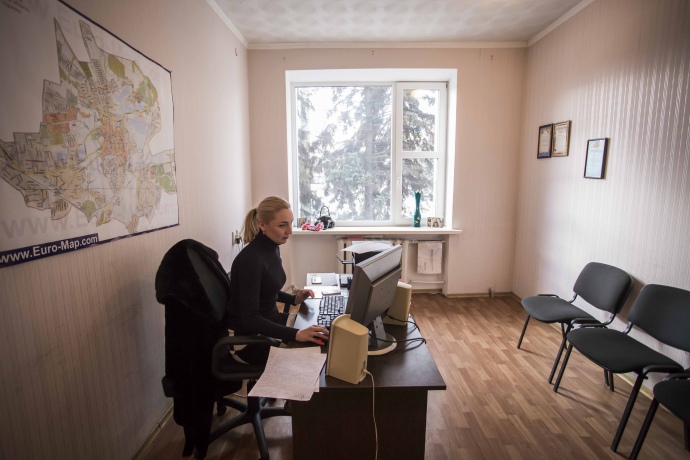 Алёна Карпушкина в общественной приемной