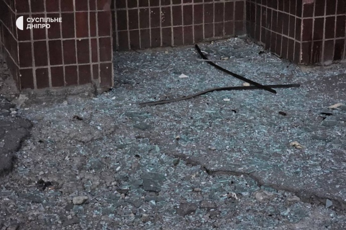 Наслідки влучання у Дніпрі, фото: Суспільне. Дніпро