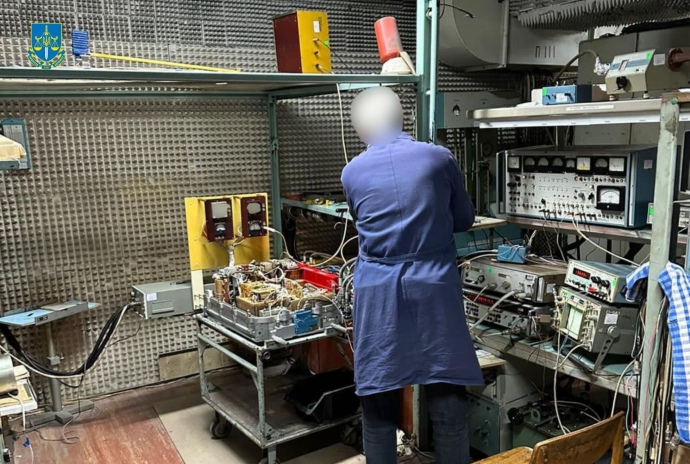 Руководитель оборонного ГП и его сообщники наворовали на закупке модуля для РЛС к самолетам Су-27