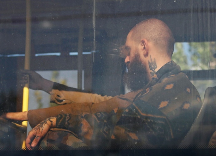 Українські захисники в автобусах