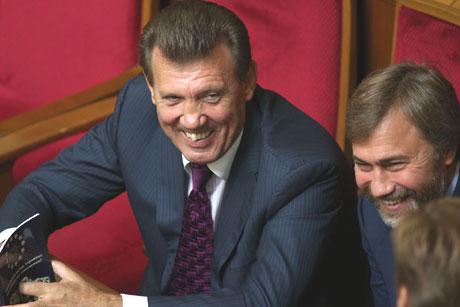 Новинський і регіонал Сергій Ківалов