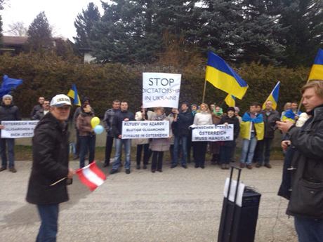 Фото з Facebook Дмитра Булатова