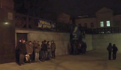 Под Кабмиом с утра 2 декабря Под Кабмиом с утра 2 декабря