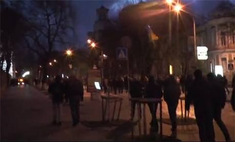 Колонна идет к Кабмину