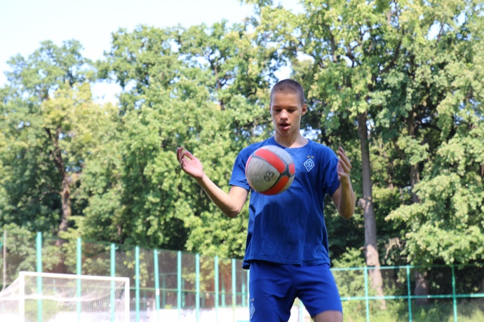 Для ребят попасть в